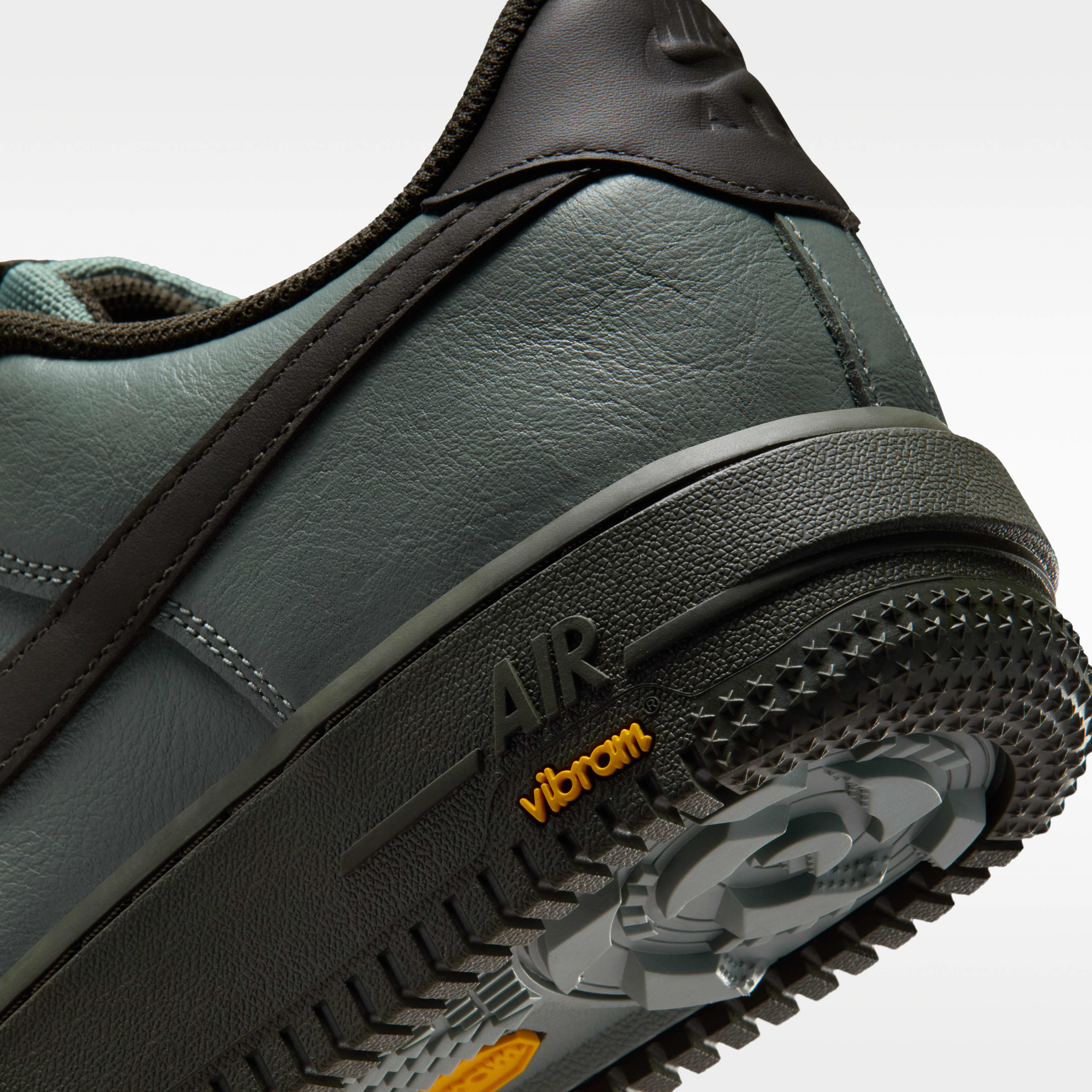 Nike Air Force 1 GORE-TEX Vibram Men's Shoes | The Summit